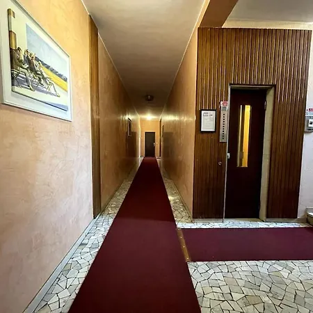 Amazing Flat With Terrace * Μιλάνο